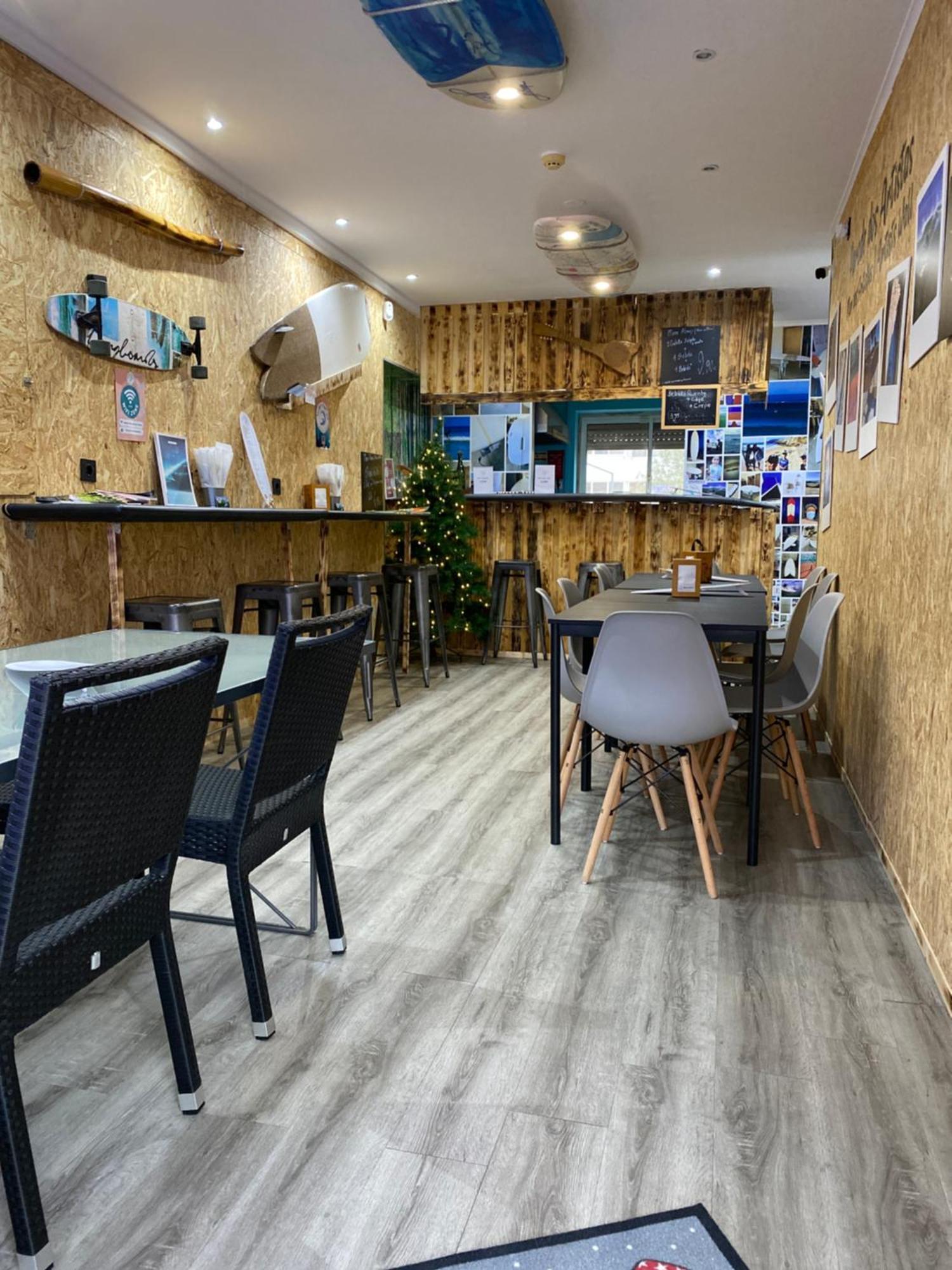 Ateliersurf29 Guest House อัลมาดา ภายนอก รูปภาพ